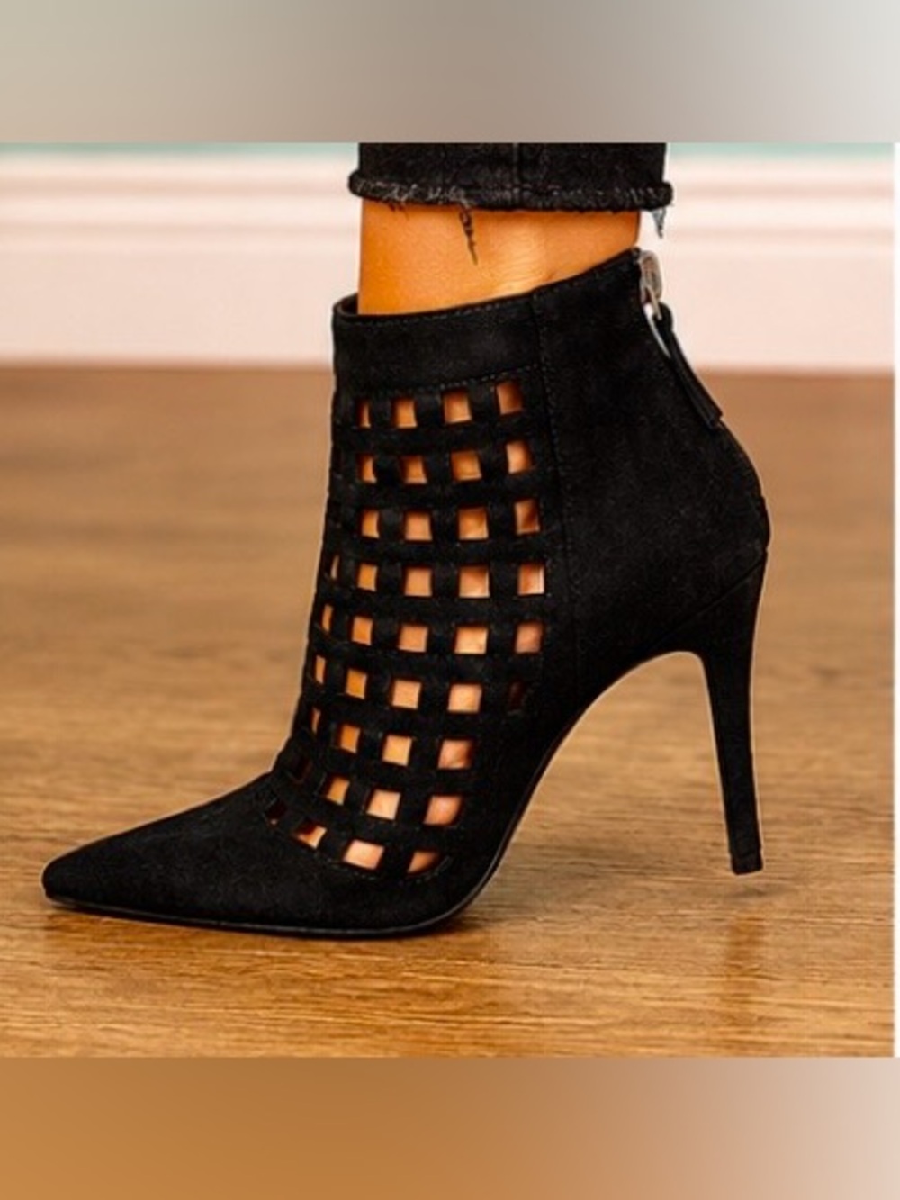 Aldo Black Suede Cutout Pointed Toe Stiletto Ankle Booties - Picture 3 of 6